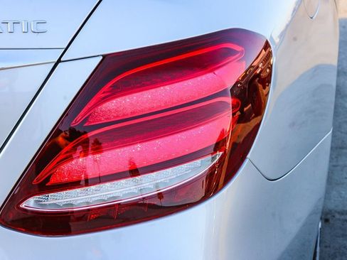 Used 2019 Mercedes-Benz E 450 4MATIC Sedan image 10
