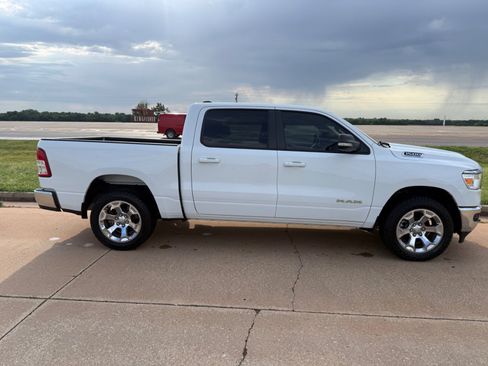 Used 2022 RAM 1500 Big Horn AWD/4WD image 2