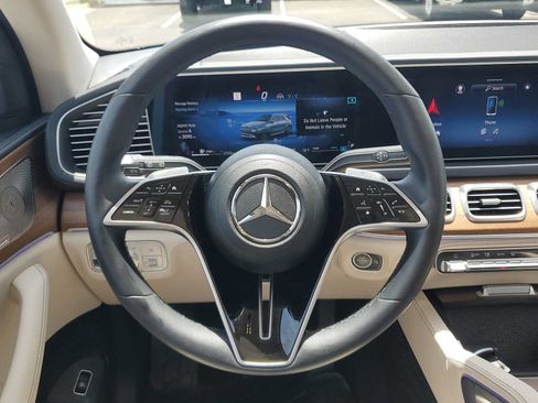 Used 2026 Mercedes-Benz GLE 450 4MATIC image 11