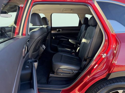 Used 2023 Kia Sorento EX image 20