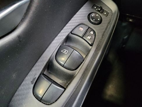 Used 2022 Nissan Sentra SV FWD image 27