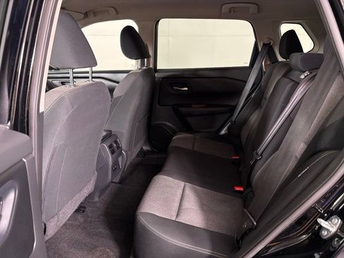 Used 2024 Nissan Rogue SV FWD image 35