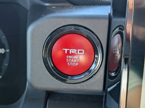 Used 2024 Toyota Tacoma TRD Sport w/ TRD Sport Premium Package AWD/4WD image 23