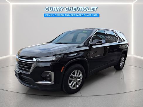 Used 2023 Chevrolet Traverse LS w/ Safety Package image 6
