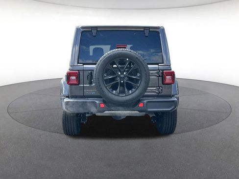 Certified 2025 Jeep Wrangler Unlimited Sahara AWD/4WD image 4