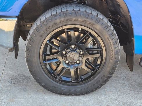 Used 2021 Toyota Tundra SR5 image 17