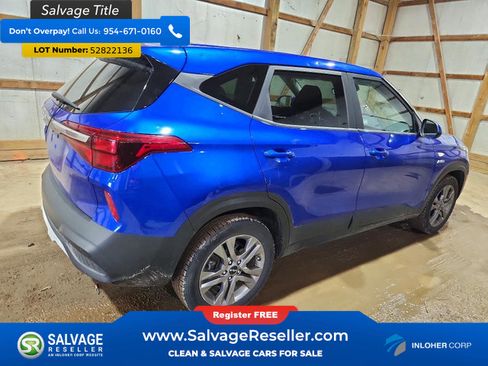 Used 2022 Kia Seltos LX AWD/4WD image 4