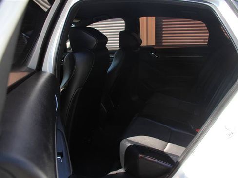 Used 2018 Honda Accord Sport image 23