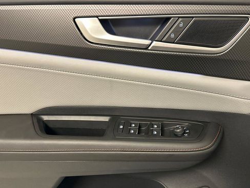 New 2025 Volkswagen Atlas Peak Edition SE image 10