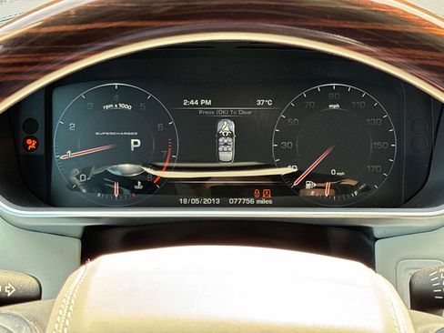 Used 2016 Land Rover Range Rover Supercharged AWD/4WD image 32