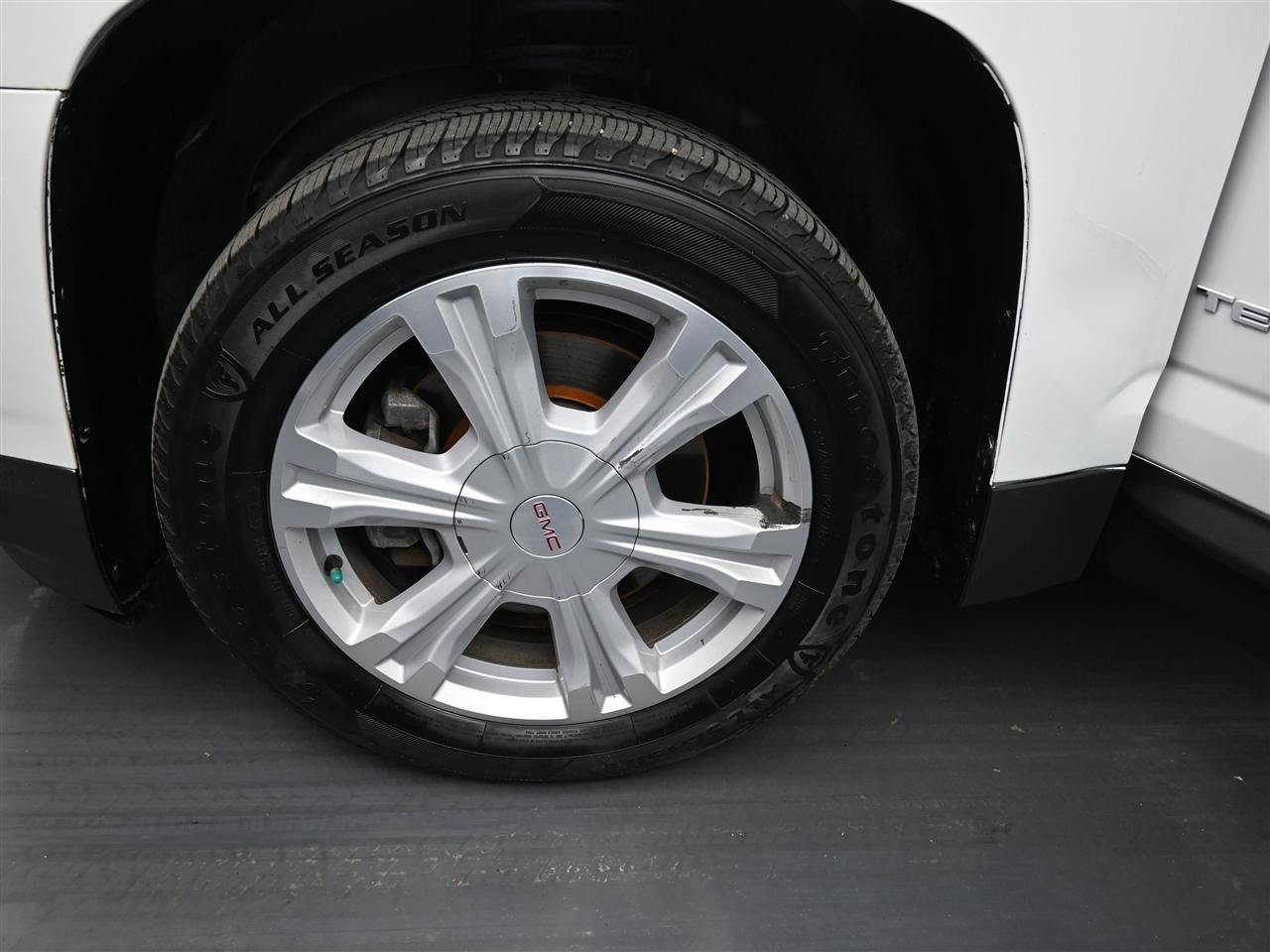 Used 2017 GMC Terrain SLE FWD image 18