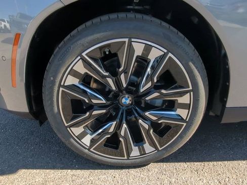 Used 2026 BMW X3 xDrive30 w/ Premium Package image 9