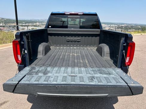 Used 2019 GMC Sierra 1500 SLT w/ SLT Convenience Package AWD/4WD image 5