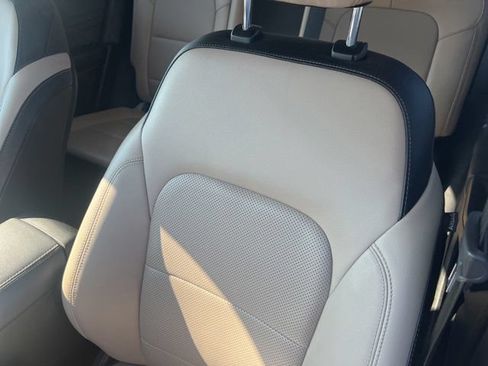 Used 2022 Ford Escape SEL AWD/4WD image 5