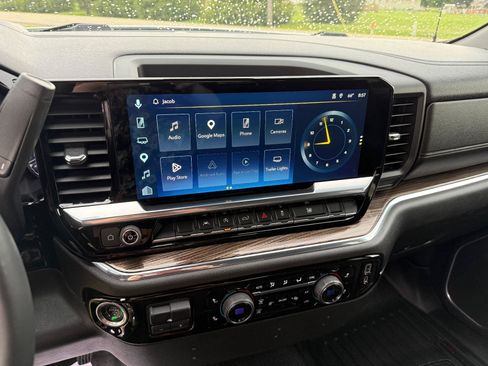 Used 2023 Chevrolet Silverado 1500 LT AWD/4WD image 13