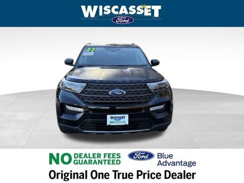 Certified 2022 Ford Explorer XLT w/ Equipment Group 202A image 9