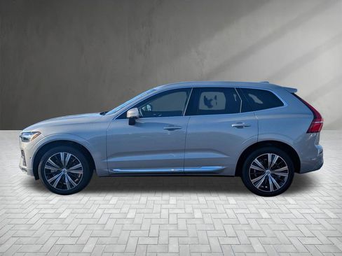 Used 2023 Volvo XC60 B6 Ultimate w/ Climate Package image 4