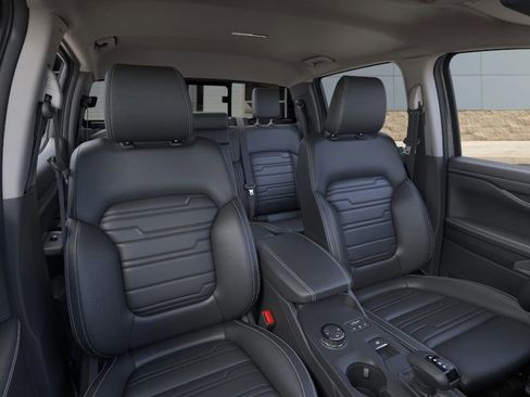 New 2025 Ford Ranger Lariat w/ FX4 Off-Road Package image 10