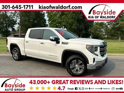 Used 2025 GMC Sierra 1500 SLT AWD/4WD image 1