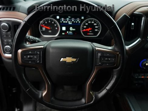 Used 2019 Chevrolet Silverado 1500 High Country w/ High Country Premium Package image 12