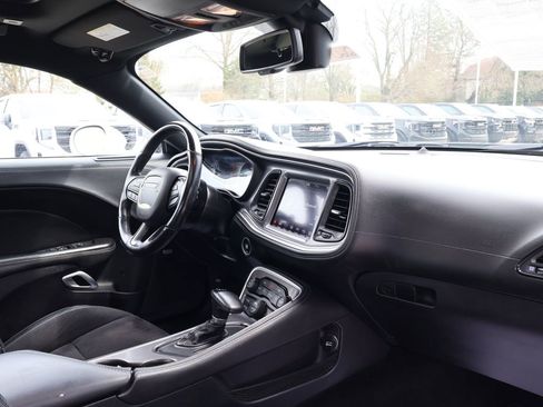 Used 2020 Dodge Challenger GT w/ Plus Package AWD/4WD image 31
