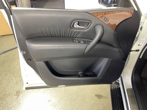 Used 2019 Nissan Armada SL w/ Premium Package image 19