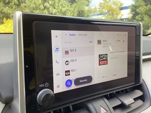 Certified 2025 Toyota RAV4 XLE w/ Convenience Package image 15