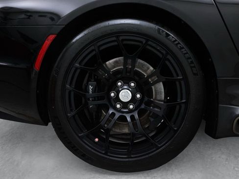 Used 2017 Dodge Viper SRT-10 RWD image 11