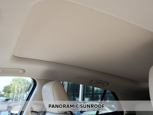 Used 2023 Buick Envision Avenir image 3