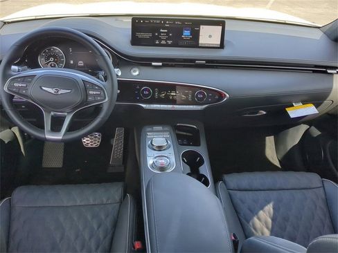 Used 2025 Genesis GV70 3.5T Sport w/ Sport Advanced Package image 15