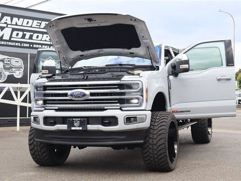 Used 2025 Ford F350 Platinum w/ Platinum Plus Package AWD/4WD image 40