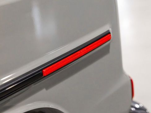 Used 2025 Mercedes-Benz G 63 AMG 4MATIC image 16