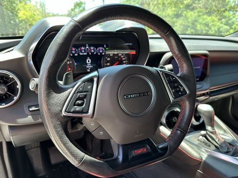 Used 2022 Chevrolet Camaro SS image 27