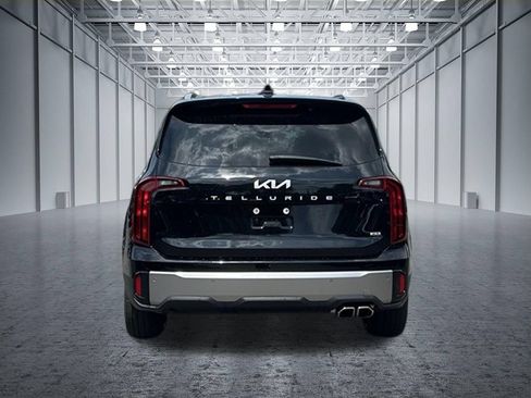 Used 2025 Kia Telluride S AWD/4WD image 21