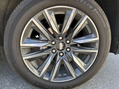 Used 2021 Cadillac Escalade ESV Sport AWD/4WD image 5