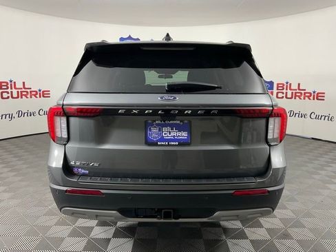 New 2025 Ford Explorer Active w/ Active Comfort Package image 4