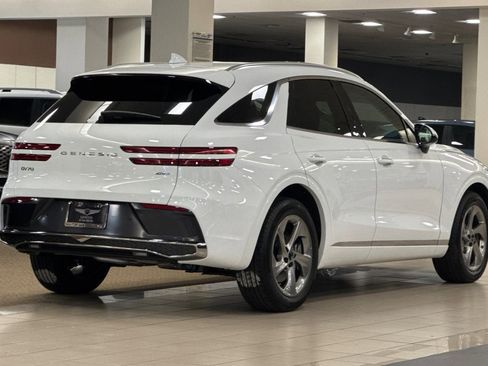 New 2026 Genesis GV70 2.5T AWD/4WD image 4