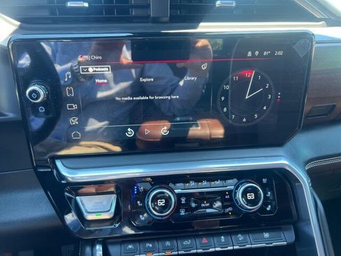 Used 2022 GMC Sierra 1500 Denali Ultimate AWD/4WD image 23
