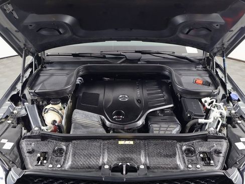 Used 2022 Mercedes-Benz GLS 450 4MATIC image 16