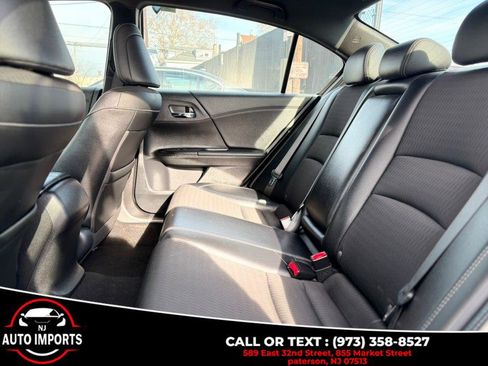 Used 2017 Honda Accord Sport image 12