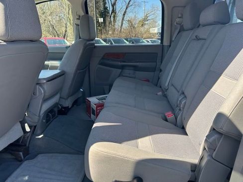 Used 2006 Dodge Ram 2500 Truck SLT image 12