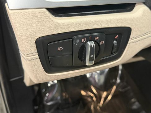 Used 2020 BMW X2 sDrive28i w/ Convenience Package FWD image 24