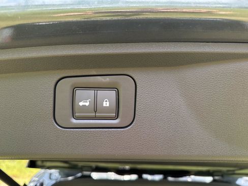 New 2026 Nissan Armada SL w/ Captain's Chari Seat Package AWD/4WD image 29