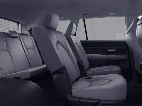 New 2026 Toyota Grand Highlander XLE FWD image 7
