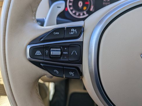 Used 2024 Aston Martin DBX image 26