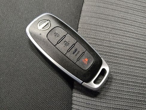 Used 2024 Nissan Sentra SV image 32