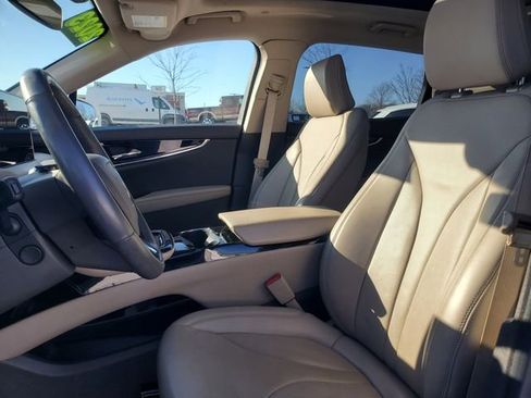 Certified 2023 Lincoln Nautilus Reserve image 9