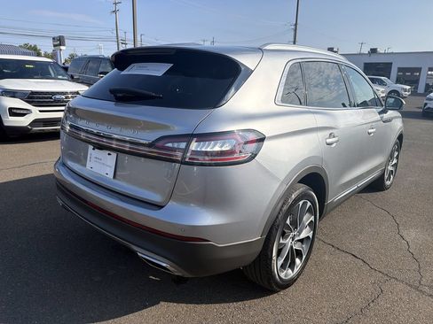 Certified 2022 Lincoln Nautilus Reserve w/ Luxury Package AWD/4WD image 5