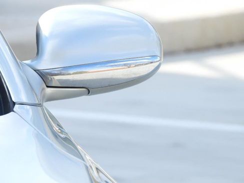 Used 2005 Lexus SC 430 Convertible image 31