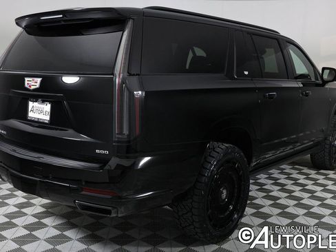 Used 2026 Cadillac Escalade ESV Sport w/ Touring Package image 5